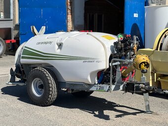 TAŽENÝ ROSIČ CARRAROSPRAY 1000L - 18