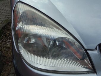 Citroën C5 2.0 HDi kombi prav. servis - 18