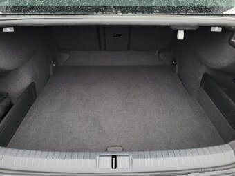 VW Passat SEDAN 1.4 TSI 110kW COMFORTLINE - ČR - 18