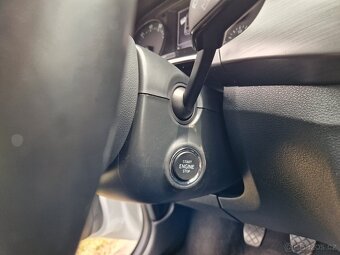 Škoda Fabia 3 Style 1,2 TSI 66 KW,digiklima,frontassist,LED - 18