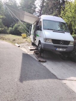 Prodám obytne auto karavan pro invalidy - 18