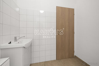 Pronájem prémiového komerčního prostoru – 127 m², Poruba, „U - 18