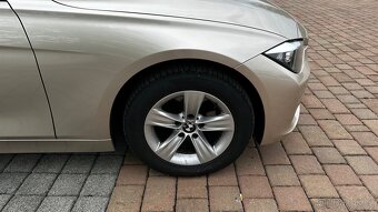 BMW 320i KOMBI F31, ZACHOVALÝ STAV - 18