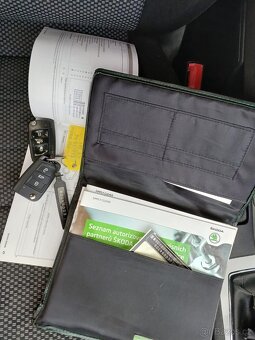 Škoda Octavia 3, 1.6 TDI, ALU, vyhřívané sedačky - 18