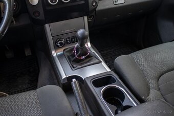 Nissan Pathfinder 2.5 dCi SE - 18