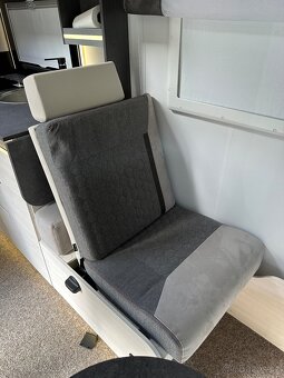 Ford chausson 640 - 18