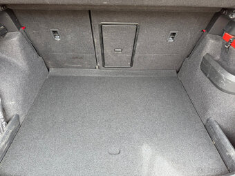KAROQ 1.5TSI 110kW AMBITION+ NOVÝ MODEL LED KOUP ČR ODP. DPH - 18