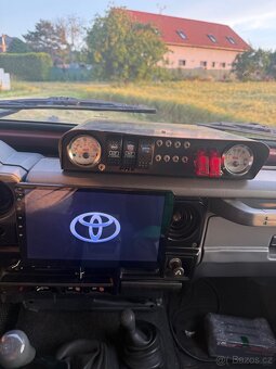 Toyota Land Cruiser KZJ 73 - 18