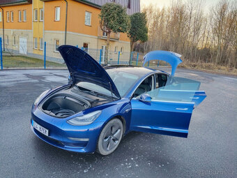 Tesla Model 3 Long Range Dual Motor AWD - 18