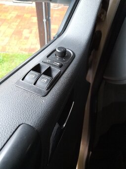 VW Transporter T5 - Caravelle 1.9 TDI - 18