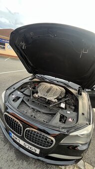 BMW 750Li xDrive F02 - 18