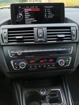 BMW 118d F20 r.v. 2014, manuál, Sport Line - 18