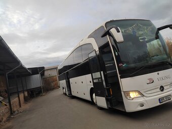 MERCEDES TRAVEGO 17shd - 18
