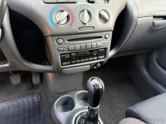 Toyota Yaris TS 1.5 VVTI - 18