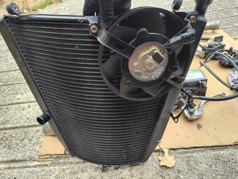 Náhradní díly Cbr 1000rr 2004-05 - 18