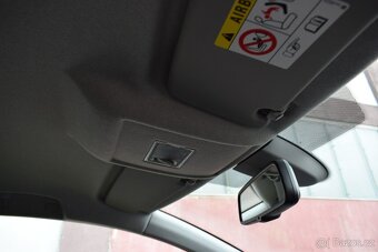Opel Corsa ACTIVE 1.4 T/ČR/100TKM/2014/ - 18