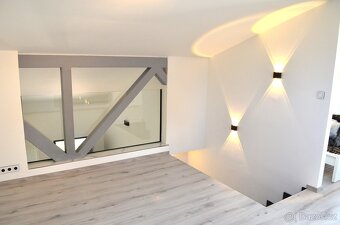 Mezonetový nový byt 4+kk, 121m2, terasa 17m2, kóje 7m2, dvě - 18