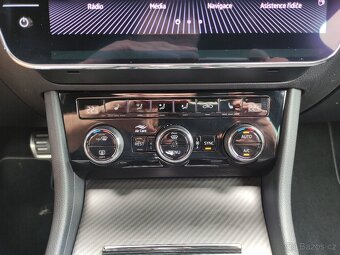 Škoda Superb III DSG SPORTLINE VIRTUAL CANTON KAMERA TAŽNÉ - 18