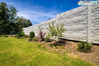 Sympatický bungalov 4+kk s moderním designem - 3 ložnice, te - 18