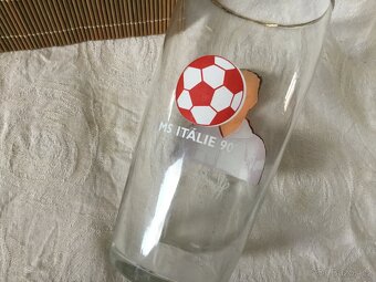 sklenice s obrazky 1973, sport, fotbal, histor. auta - 18