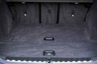 BMW M340i xDrive 275 kW, Tažné, Head-UP, 360°, ACC - 18