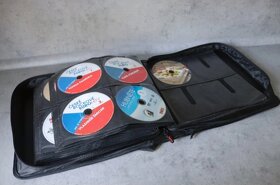 Velká sada DVD 140ks filmů + prostorná brašna Hama

 - 18