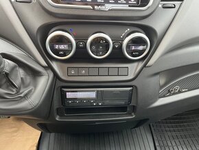 Iveco Daily 3.0 Hi-matic 70C Odtahový vůz, DPH - 18