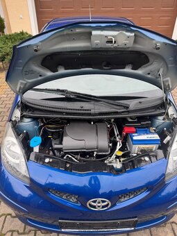 Toyota AYGO 1,0 i.   5 dveří - 93.000 KM - 18