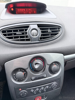 Renault Clio III RS 197 - závodní auto TOP STAV - 18