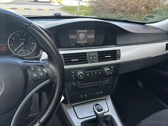 BMW Řada 3 E90 320i 110kW Sedan Navi Aut. klima Šíbr ALU R18 - 18