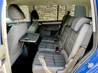Volkswagen Touran 1.6 TDi Cross, výhřev, Bi-xenony, senzory - 18