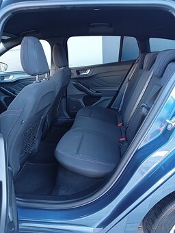 Ford Focus 1.5i Ecoboost ST-Line - 18