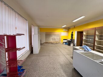 Prodej byvaleho obchodu, prodej domu - 18