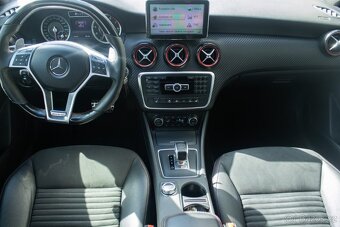Mercedes-Benz A 45 AMG - 18