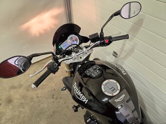 Triumph Street Triple 675 - 18