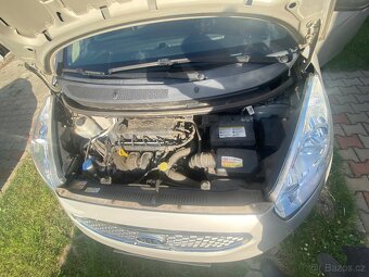 Kia venga 1.4 cvvt - 18