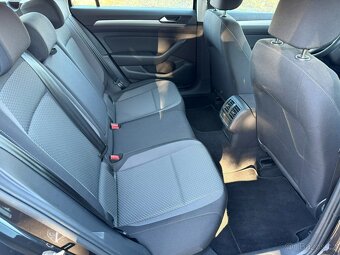 Volkswagen Passat B8 2.0TDi r.v. 2022 manuál Navi led - 18
