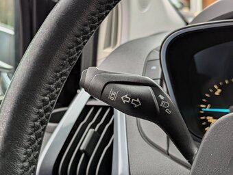 Ford Tourneo Custom TITANIUM 2.2TDCi 114kW 8 MÍST, KAMERA - 18