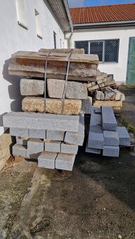 Žulové obruby a zápražáky (placáky) - 18