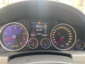 Volkswagen Touareg 3.6i Rok 2007 najeto 245.000km top stav - 18