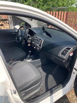 Hyundai i20 (2013) - 18