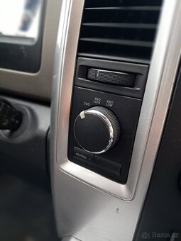 Prodám Dodge RAM 1500 HEMI 5,7 4x4 DPH - 18