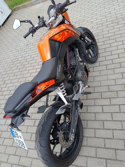 KTM duke 125 2012 - 18