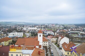 Pronájem obchodních prostor v centru města 142 m2 - Uherský  - 18