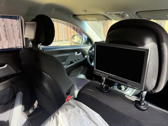 Kia Sportage 1.6i GDi 99kw rok 2013 LED světla - 18