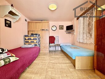 Prodej zahrady 944 m2 se zahradní chatou a kolnou - Sulislav - 18