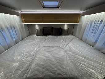 ADRIA CORAL XL 660 SL, 180 PS, AKČNÍ CENA, Alkovna - 18