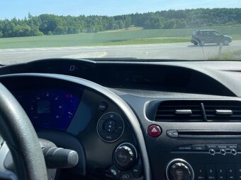 Honda Civic 2,2 CDTi (2009) nové v ČR, 173tis.km - 18