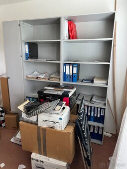 POZOR SLEVA - Kancelářský nábytek zánovní / výhodně - 18