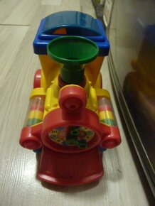 HRAČKY,POSTAVY PRAVĚCÍ DINOSAUŘI,ZVÍŘATA Z DNEŠNÍ DOBY, ATD. - 18